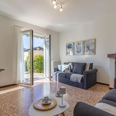 Holiday home Bellagiocasa Ortensia